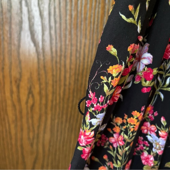 Time and Tru floral slip dress - Picture 7 of 7